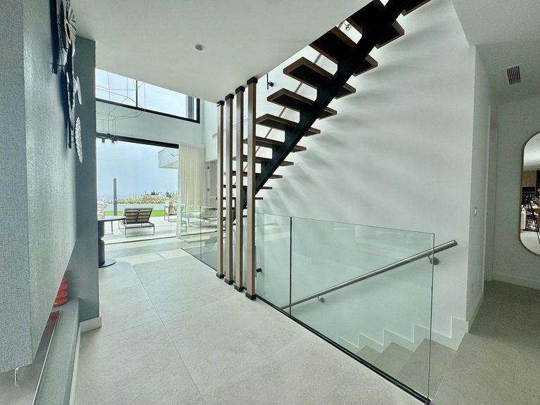 Villa for Sale in Cancelada, Malaga 3