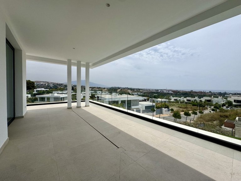 Villa for Sale in Cancelada, Malaga 34