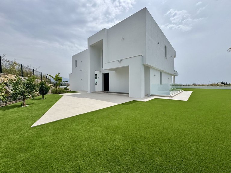 Villa for Sale in Cancelada, Malaga 44
