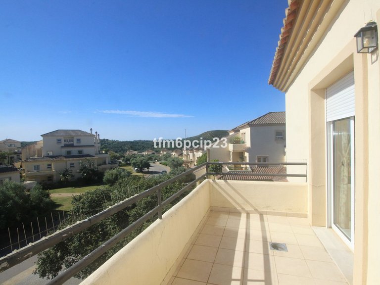 Apartment for Sale in San Roque Club, Cadiz 16