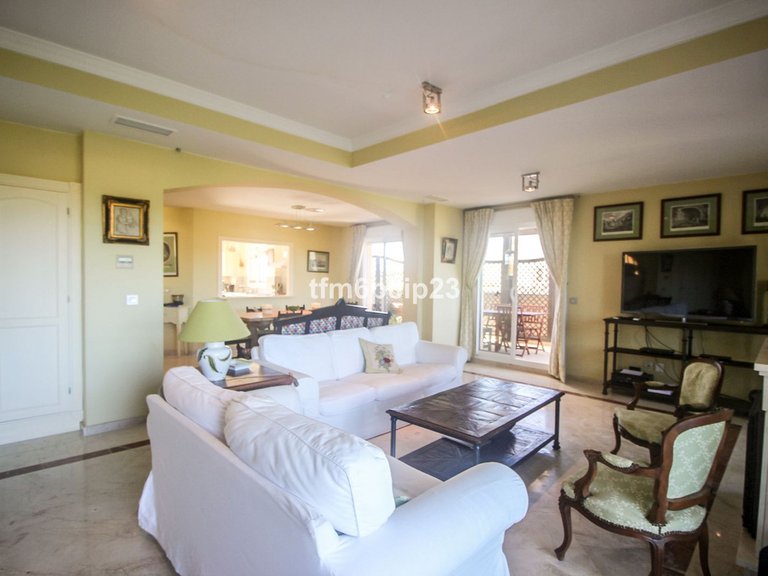 Apartment for Sale in San Roque Club, Cadiz 19