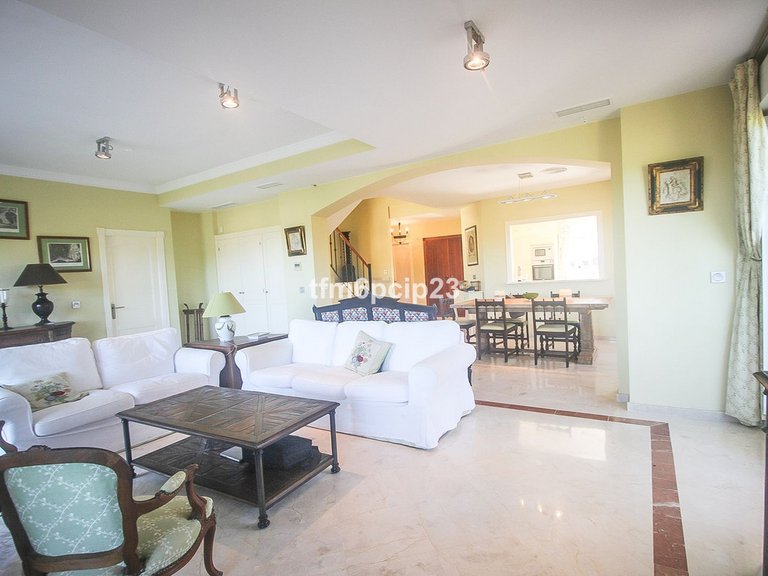 Apartment for Sale in San Roque Club, Cadiz 20