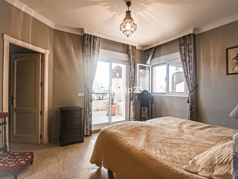 Apartment for Sale in San Roque Club, Cadiz 7