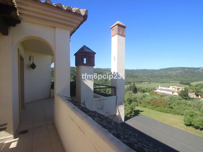 Apartment for Sale in San Roque Club, Cadiz 8