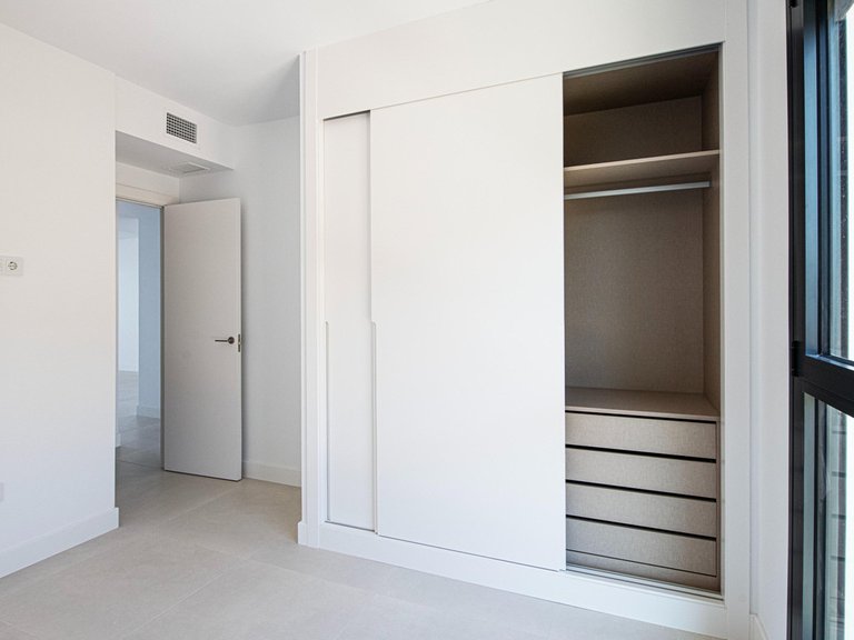 Apartment for Sale in Fuengirola, Malaga 12