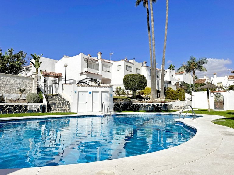 Villa for Sale in Bel Air, Malaga 9