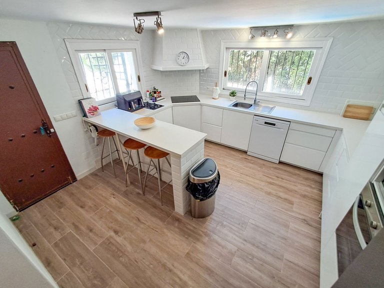 Villa for Sale in Calahonda, Malaga 27