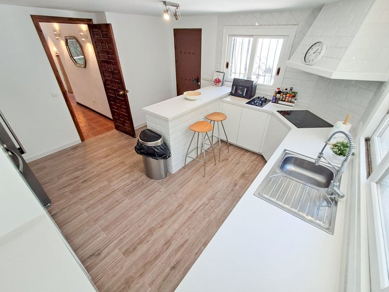 Villa for Sale in Calahonda, Malaga 28