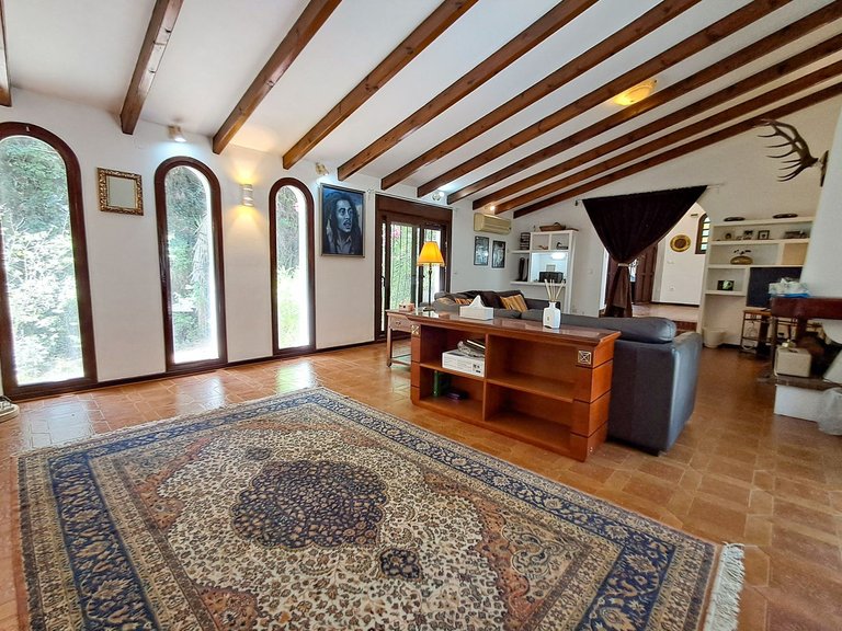 Villa for Sale in Calahonda, Malaga 3