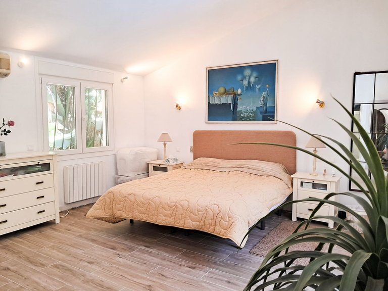 Villa for Sale in Calahonda, Malaga 6