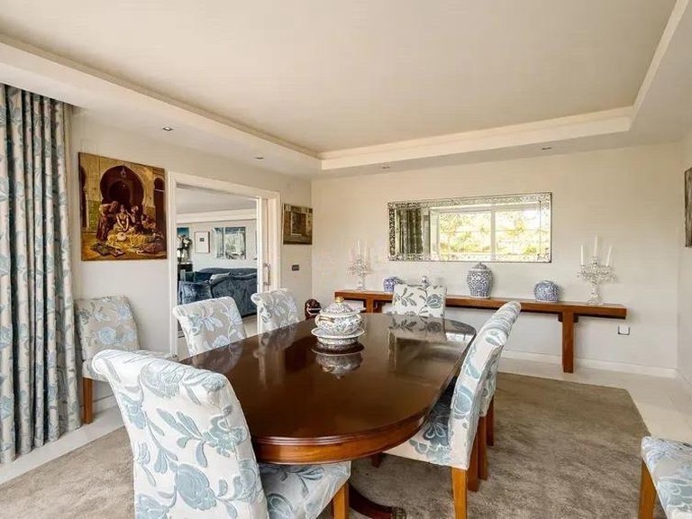Villa for Sale in Málaga, Malaga 13