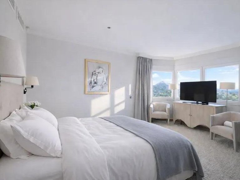 Villa for Sale in Málaga, Malaga 19