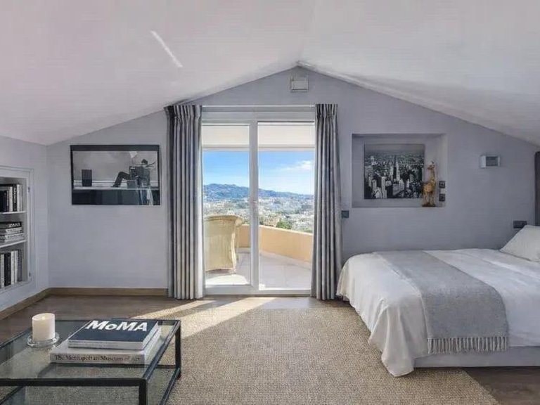 Villa for Sale in Málaga, Malaga 20