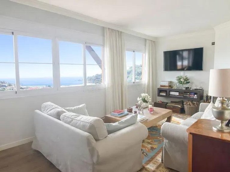 Villa for Sale in Málaga, Malaga 22
