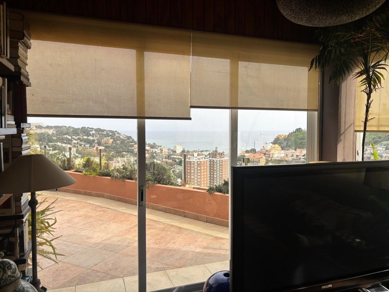 Villa for Sale in Málaga, Malaga 38