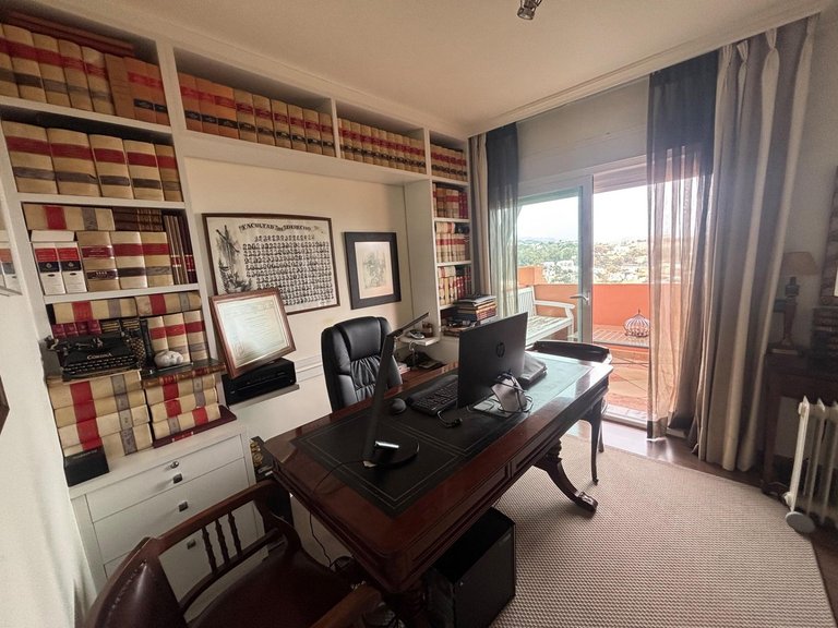 Villa for Sale in Málaga, Malaga 46
