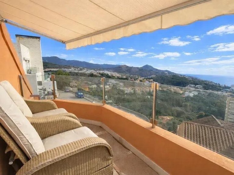 Villa for Sale in Málaga, Malaga 5