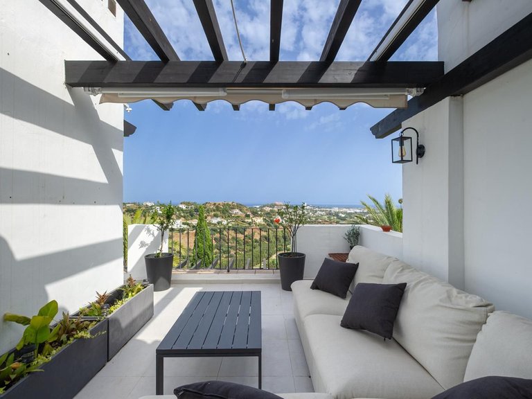 Apartment for Sale in La Quinta, Malaga 11