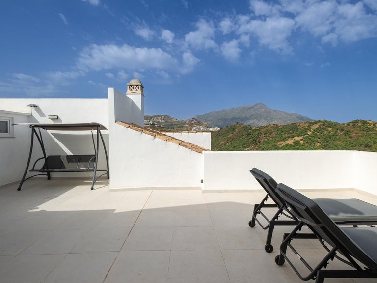 Apartment for Sale in La Quinta, Malaga 18