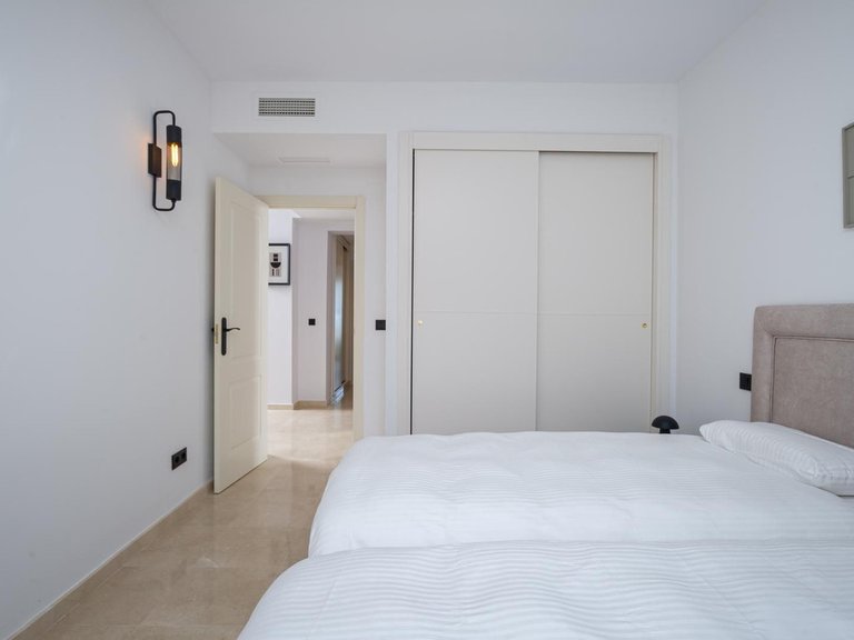 Apartment for Sale in La Quinta, Malaga 20