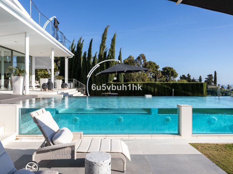 Villa for Sale in Benalmadena, Malaga 22