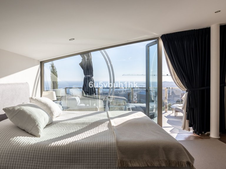 Villa for Sale in Benalmadena, Malaga 24