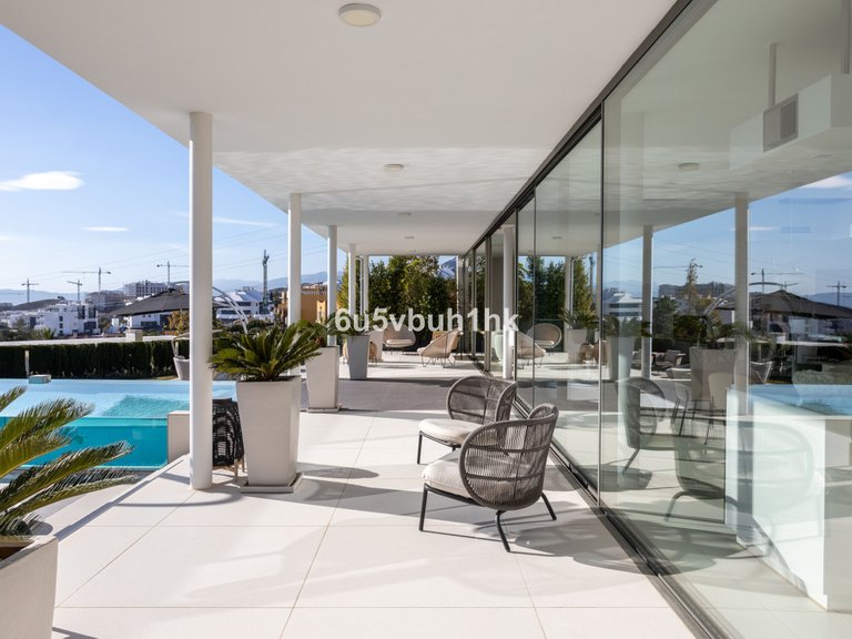 Villa for Sale in Benalmadena, Malaga 30