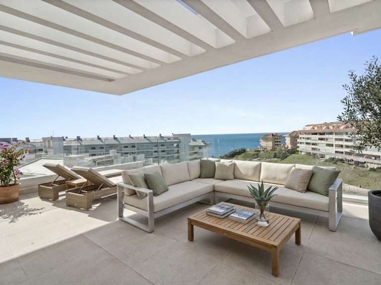 Apartment for Sale in Higueron, Malaga 1