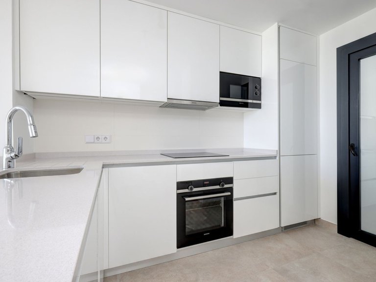Apartment for Sale in Higueron, Malaga 15