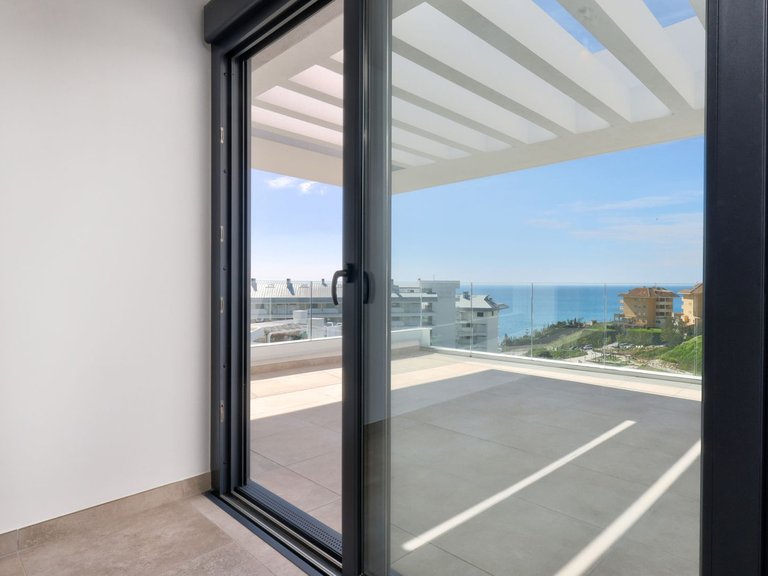 Apartment for Sale in Higueron, Malaga 19