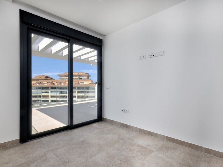 Apartment for Sale in Higueron, Malaga 20