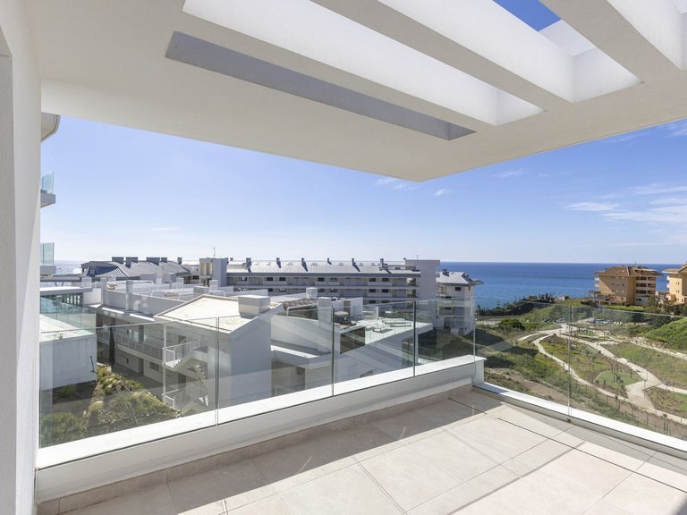 Apartment for Sale in Higueron, Malaga 5