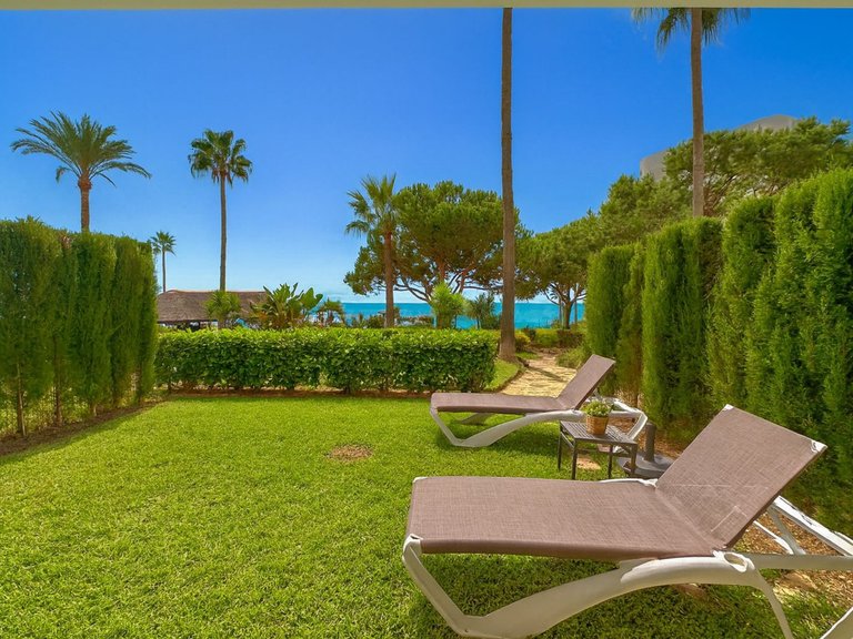 Apartment for Sale in Calahonda, Malaga 1