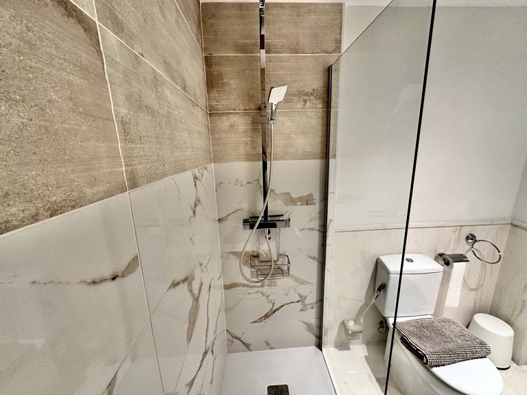 Apartment for Sale in Calahonda, Malaga 32
