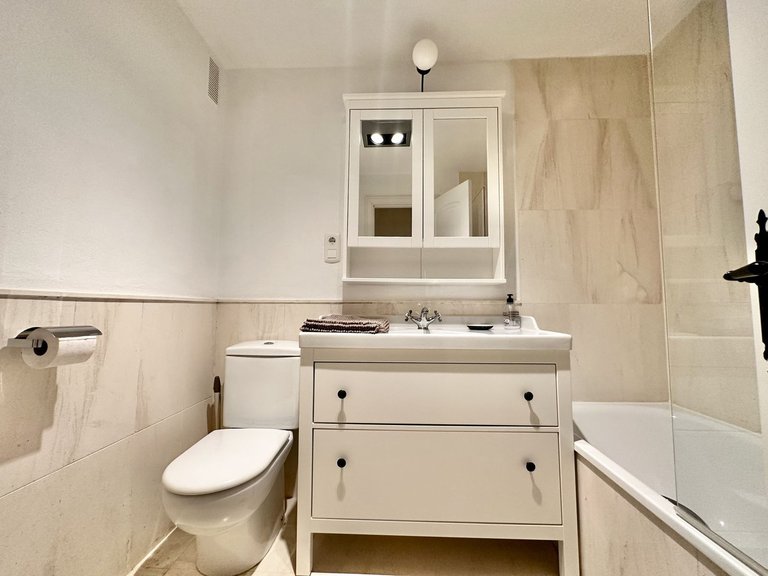 Apartment for Sale in Calahonda, Malaga 36