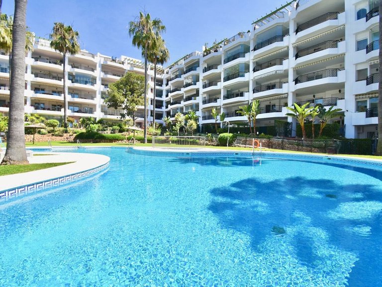 Apartment for Sale in Calahonda, Malaga 43