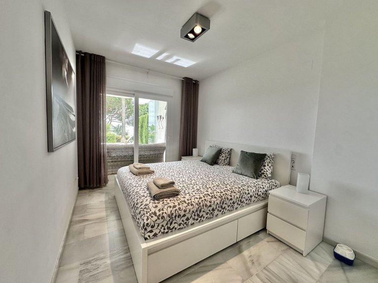 Apartment for Sale in Calahonda, Malaga 6