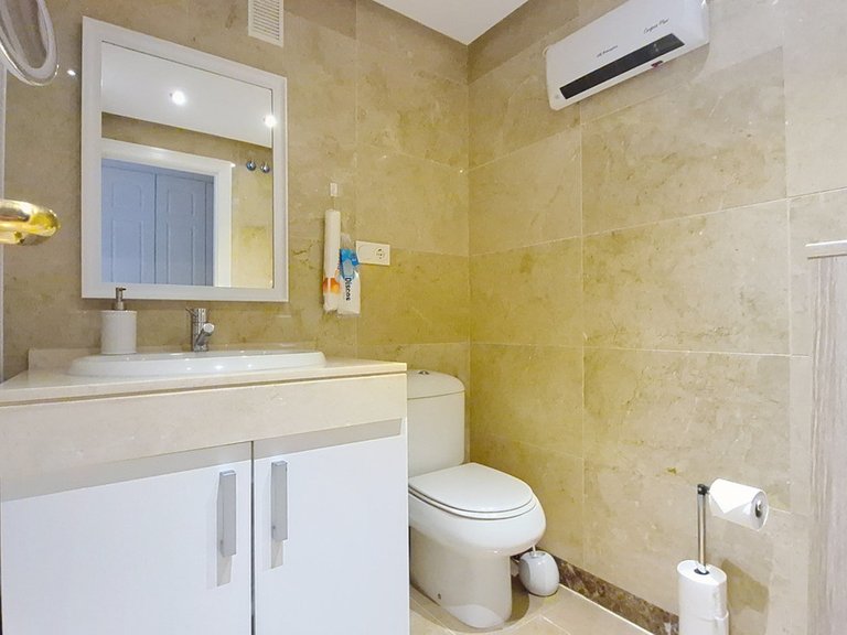 Apartment for Sale in La Duquesa, Malaga 12