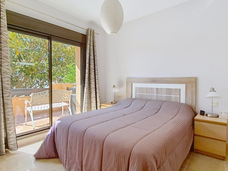 Apartment for Sale in La Duquesa, Malaga 16