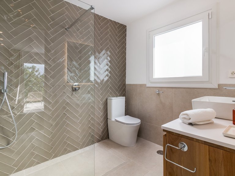 Villa for Sale in Istán, Malaga 10