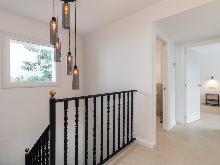 Villa for Sale in Istán, Malaga 14