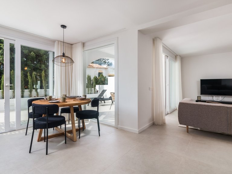 Villa for Sale in Istán, Malaga 16
