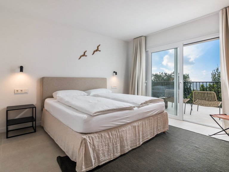 Villa for Sale in Istán, Malaga 6