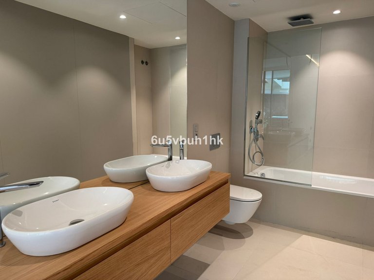 Apartment for Sale in Fuengirola, Malaga 15