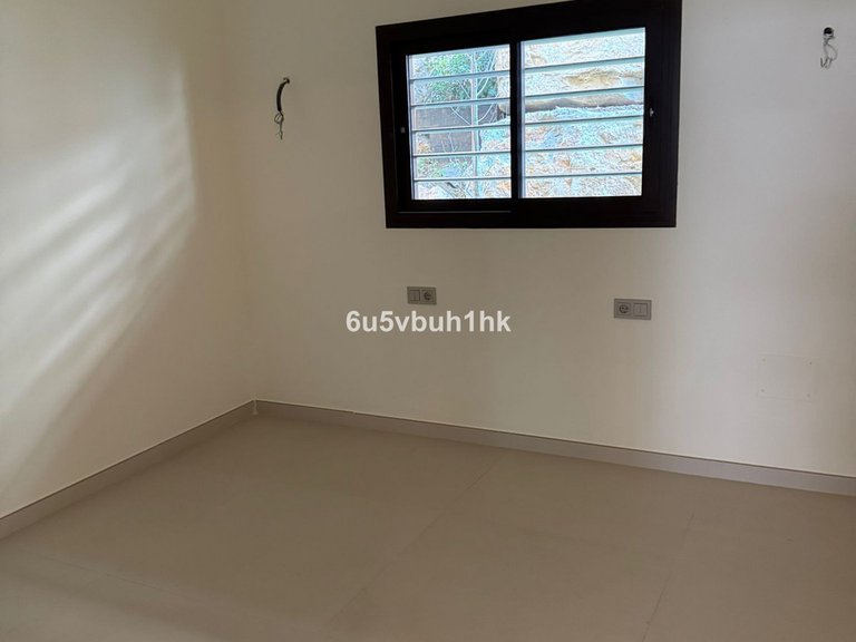 Apartment for Sale in Fuengirola, Malaga 17