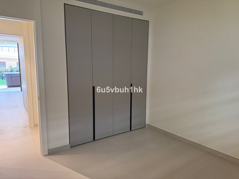 Apartment for Sale in Fuengirola, Malaga 18