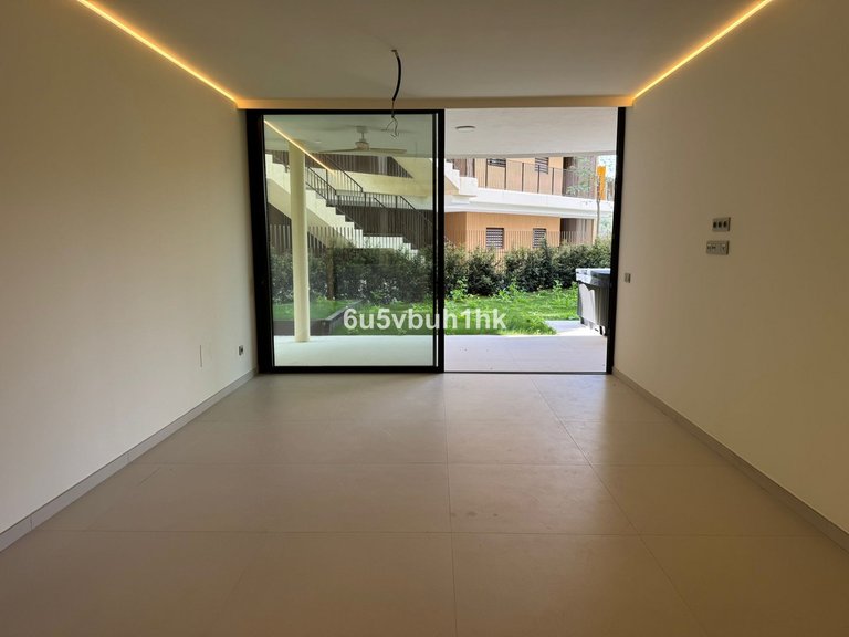 Apartment for Sale in Fuengirola, Malaga 8