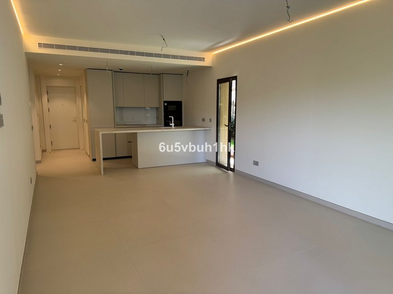 Apartment for Sale in Fuengirola, Malaga 9