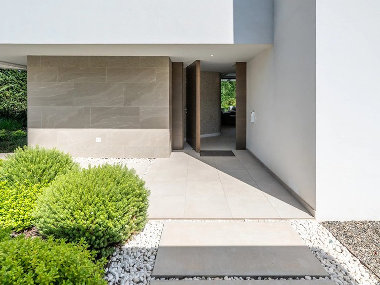 Villa for Sale in El Paraiso, Malaga 39