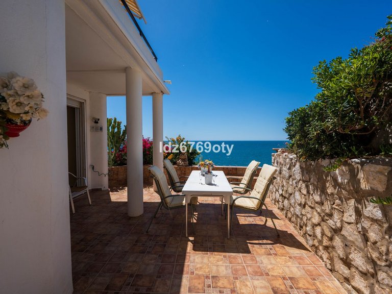 Apartment for Sale in Torremuelle, Malaga 25
